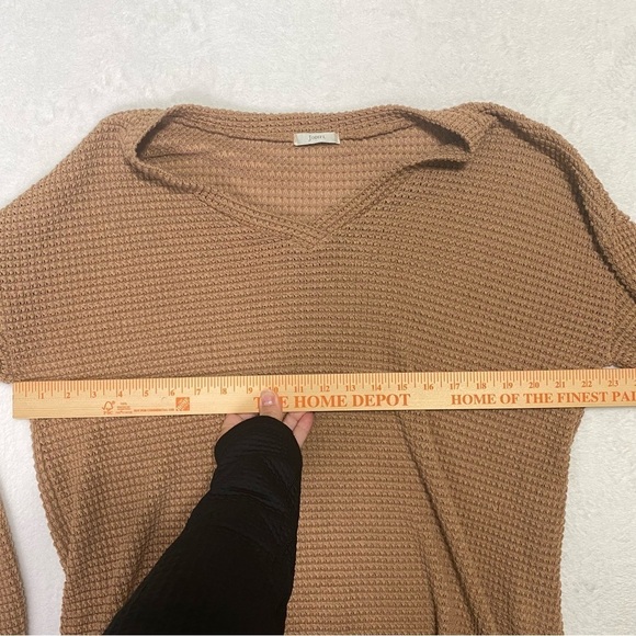 Jodifl Waffle Knit High Low Sweater Caramel Brown Size Medium - Picture 10 of 14